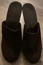 Colin Stuart Brown Pump