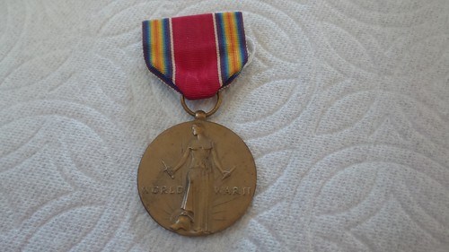 1941 1945 wwii victory medal - 1941-1945,