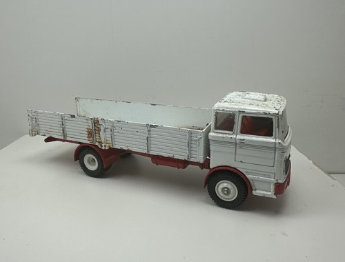 Dinky toys mercedes benz - dinky,