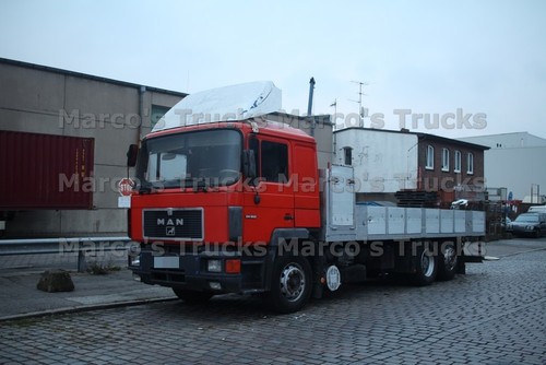 Truck photo man 24362 - man, platform