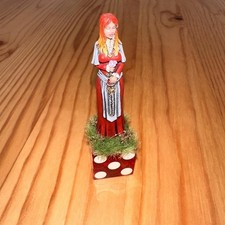 Klukva Miniatures 54mm Maiden