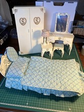 Vintage Pedigree Sindy 70s Bed