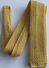 Vintage Tie, Skinny Knit Flat