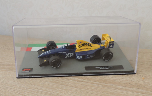 Panini car scale model - car,