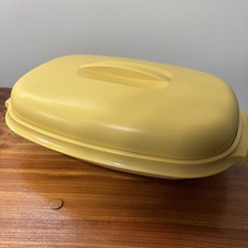 VINTAGE Tupperware Microwave