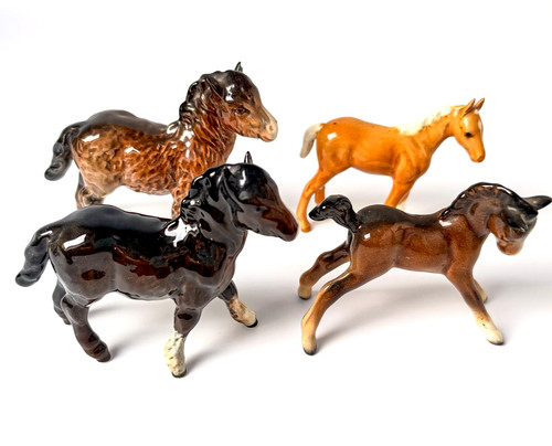Beswick foals horses - , mini