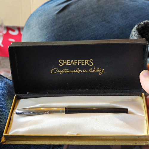 Sheaffer black plastic - sheaffer,