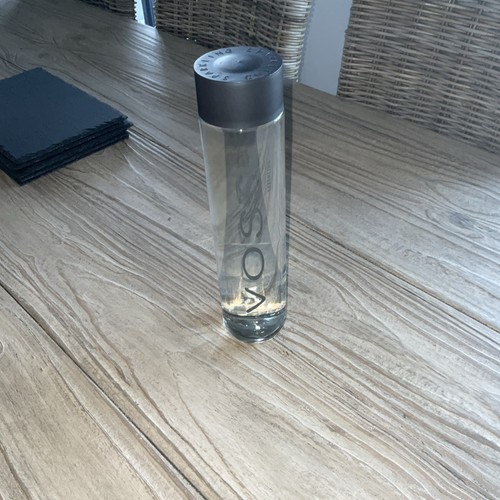 Voss water 800ml - |,