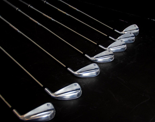 Taylormade p790 iron set - 4-pw,