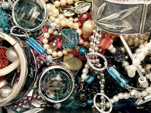 Vintage mixed jewellery - vintage,
