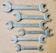 6 x VINTAGE SHELLEY OPEN ENDED