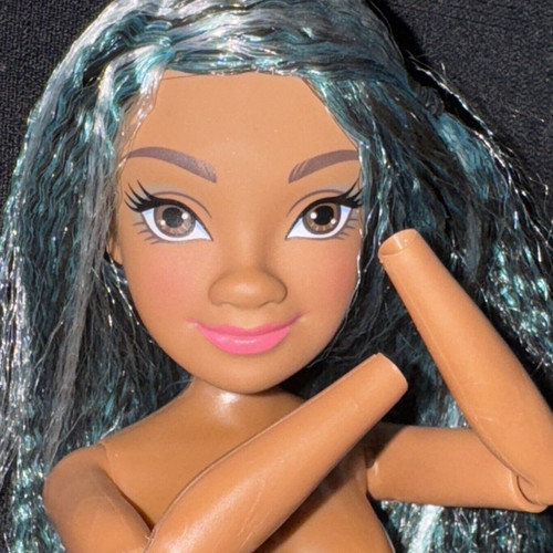Disney descendants under the - under,