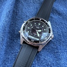 Casio AMW-320R Black Dial MINT condition + New FKM Rubber Strap