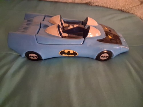 Vintage blue batman batmobile - blue,