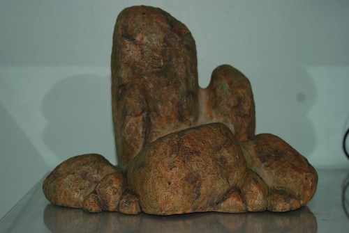 Detailed vivarium rock resting - detailed,