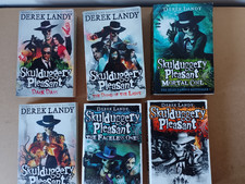 Derek landy skullduggery - derek,