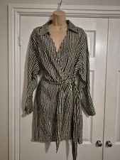 Bnwt Black & White Wrapover