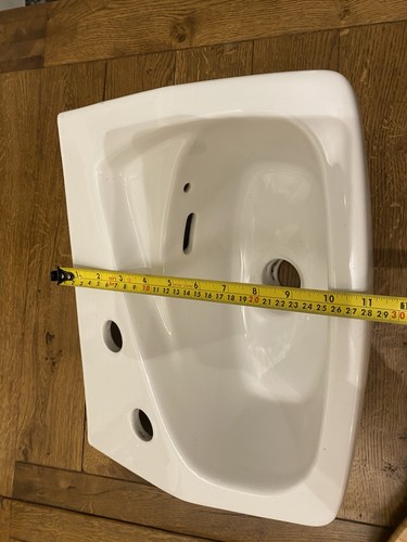 Small bathroom wall hung - small,
