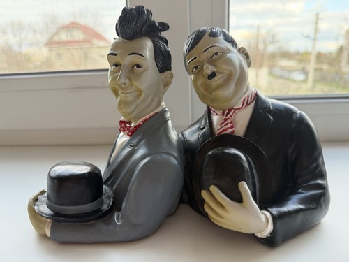 Vintage laurel and hardy resin - vintage,