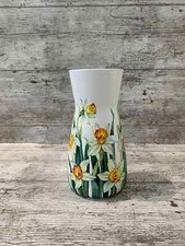 Daffodil design Ribbed vase