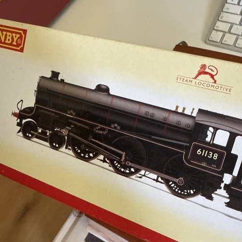 Early black lner - br,