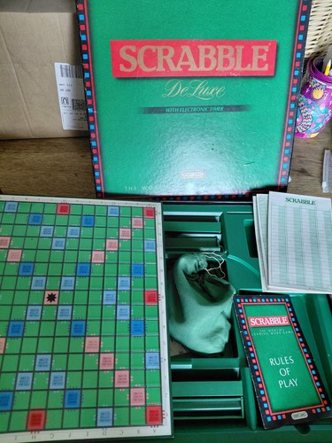 Vintage scrabble deluxe board - scrabble,