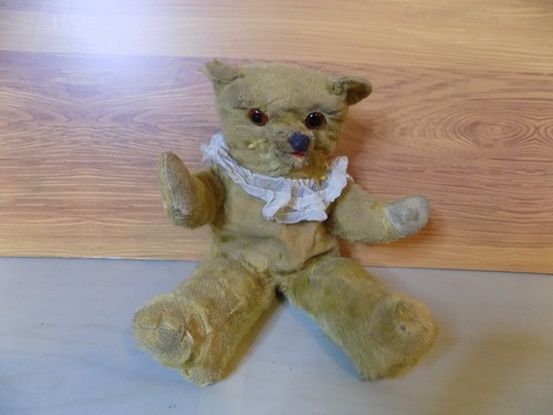Vintage old teddy - old,