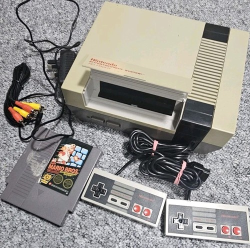 Nintendo nes console fully - nintendo, console,