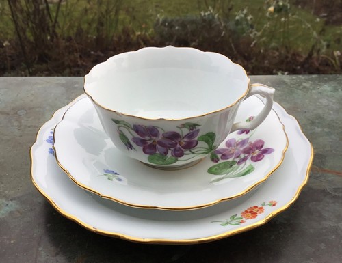 Meissen tea set flowers