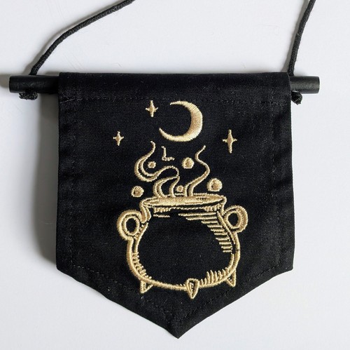 Witch casket exclusive - witch,