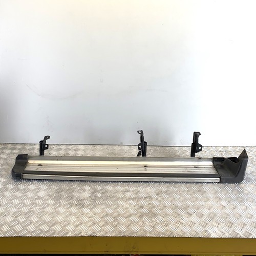 Left side step for mitsubishi - left,