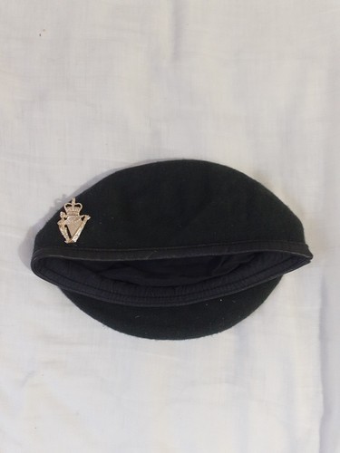 Ulster defence regiment - regiment, beret