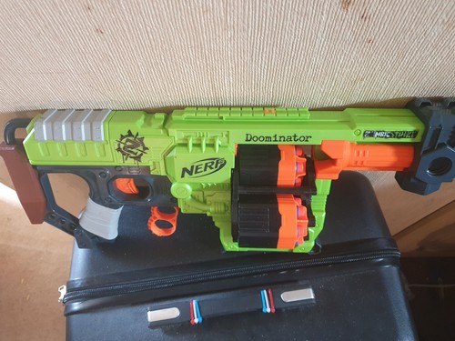 Nerf zombie strike doominator - zombie,