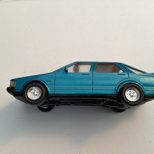 Scale model saab 9000i - model,