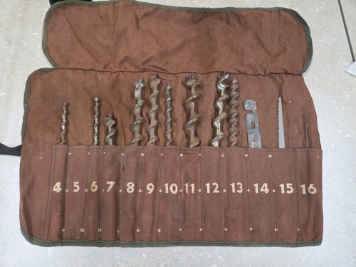 Vintage carpentry hand brace - hand,