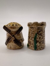 Set of 2 Sylvac Castle &