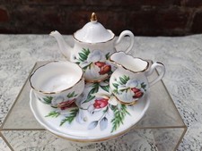 Countess fine bone China made