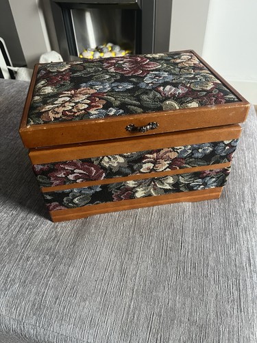 Vintage handmade sewing box - handmade,