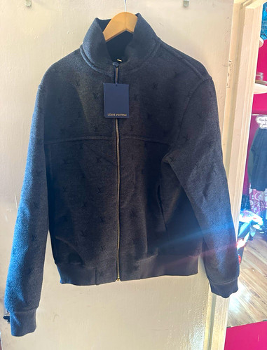 Louis vuitton grey monogram - vuitton,
