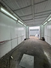 Commercial Spray Booth 4.2m Wide 3.5m High 8m Interior Length Including Burner