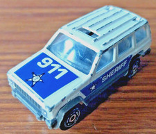 MAJORETTE JEEP CHEROKEE 1/60