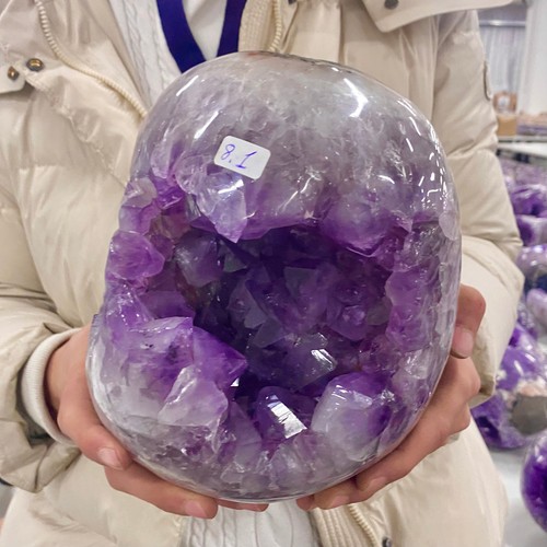 85lb natural amethyst geode - 17.85lb,
