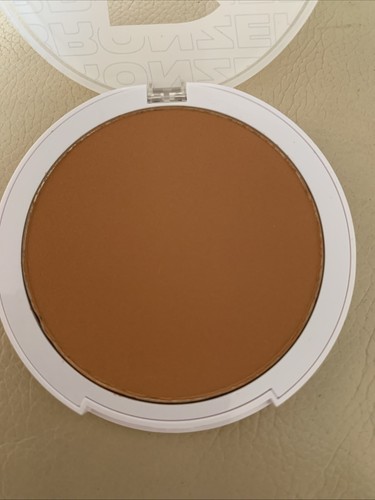 Beauty bay powder bronzer - bay,