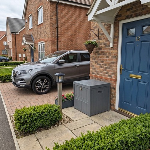 Large outdoor parcel - parcel, delivery
