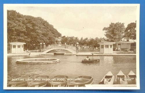 Boating lake and paddling - boating,