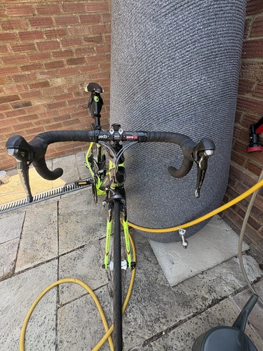 Mens carbon road bike large - road,