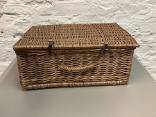 VINTAGE WICKER PICNIC HAMPER