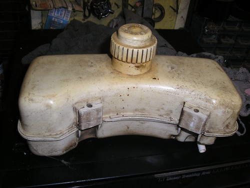 Tecumseh lawnmower engine
