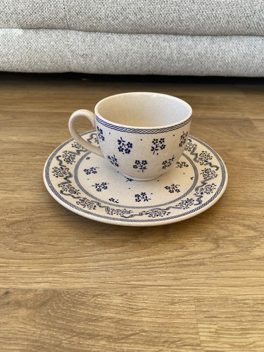 Laura ashley blue flower - laura,