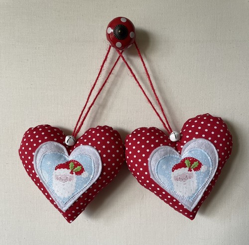 Pair heart door hangers - door, in